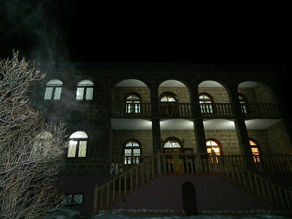 Max Hotel Gogi Alibegashvili คัซเบกี ภายนอก รูปภาพ
