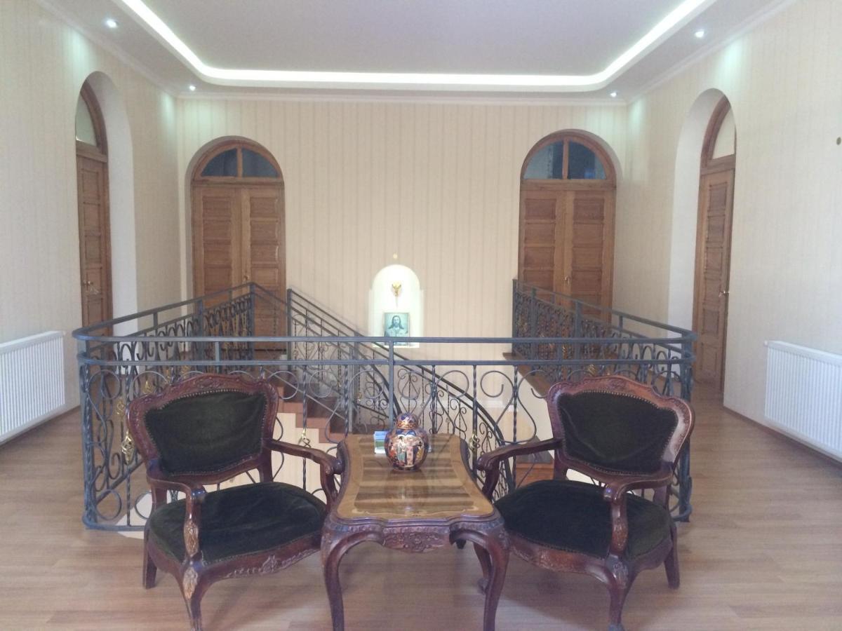 Max Hotel Gogi Alibegashvili คัซเบกี ภายนอก รูปภาพ